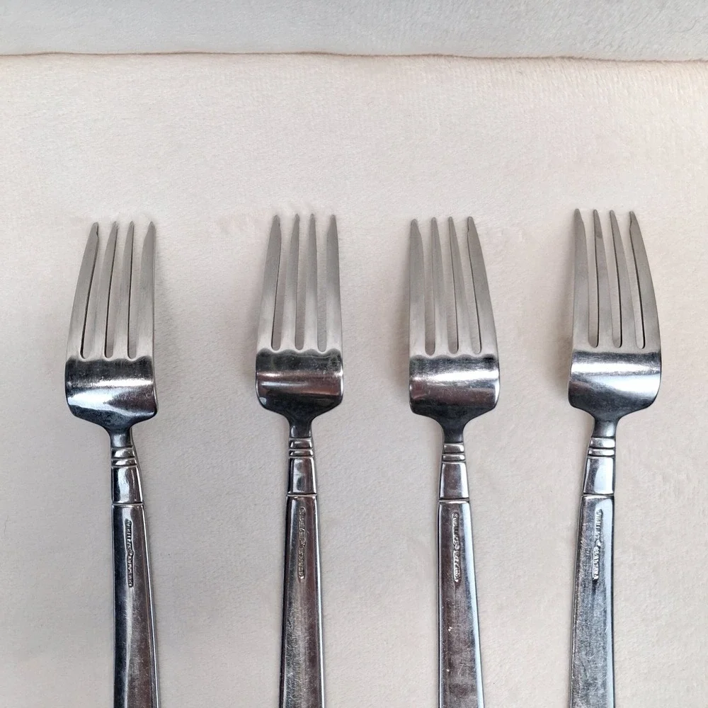 4 Wallace CHANTEL 18/10 Stainless China Dinner Fork Lot